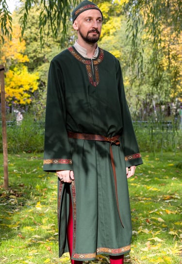 Viduramžių vyriškas kostiumas