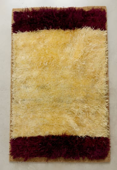 WINE & CREAM Shreempex Rugs , Modern shaggy hand-tufted rug with cream field and deep wine burgundy