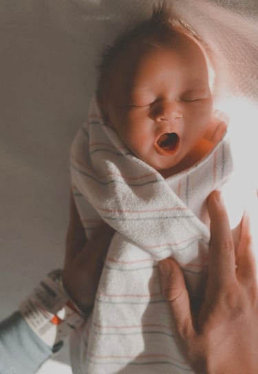 newborn, lifestyle photoshoot