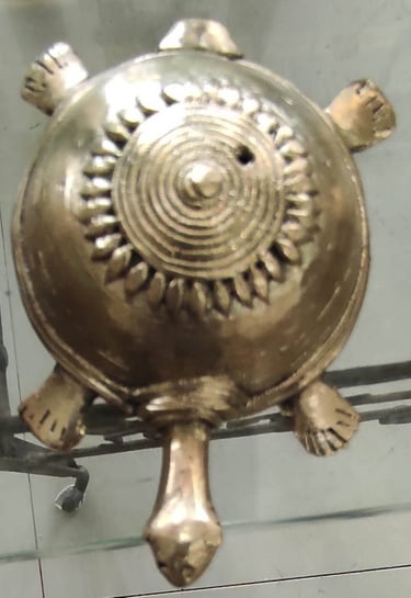 "Handcrafted brass turtle with intricate top shell design – tribal-inspired decor-Fit for export"