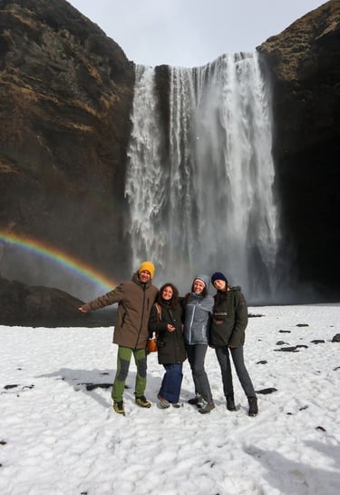 skogafoss-islanda-family