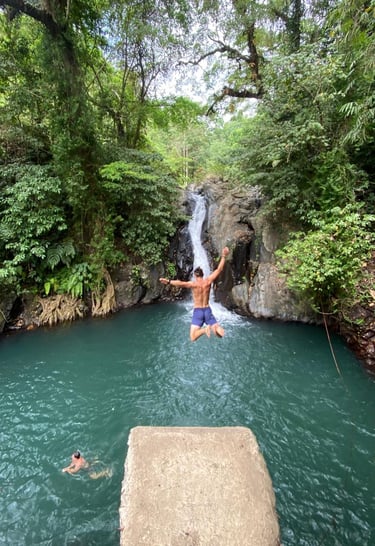 Aling-Aling Waterfall