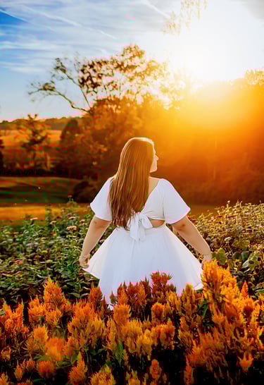 Elizabethtown PA Senior pictures at Country Joy Flowers by a Lititz PA senior picture photographer