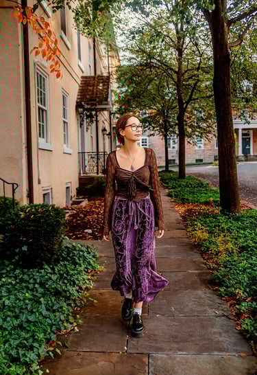 Lititz PA senior pictures captured by a Lititz PA senior picture photographer