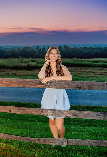 Lancaster PA Senior Pictures. York PA senior pictures. Elizabethtown PA senior pictures. Lititz PA senior pictures.