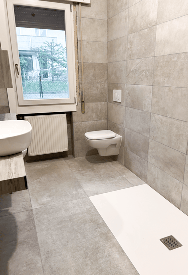 Ristrutturazione bagno completata, utilizzando materiali italiani: Paffoni, Grohe, Ideal Standard