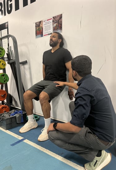 Physiotherapy clinic treatment for joint pain relief