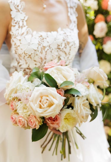 bouquet de mariée blanc et rose
