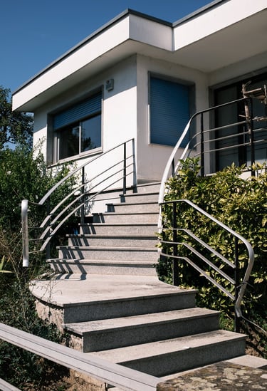 photographie d'architecture à strasbourg d'une maison moderne à toiture plate