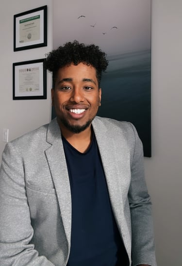 Athem Houssein - MSW, RSW Therapist - Call: (613) 501-2175 - Free Consultation [DOWNTOWN OTTAWA] 