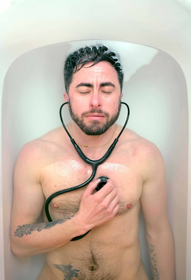 Proyecto fotográfico figurativo de Recuero que reflexiona sobre identidad y transexualidad.