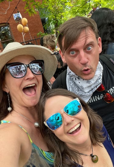 happy shimmy faces at The Shimmy