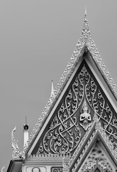 The intricate detailing of a Thai Temple through the lens of photographer Peter Pickering