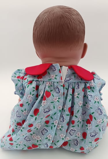 Missy Kissy doll in dress that does not close correctly