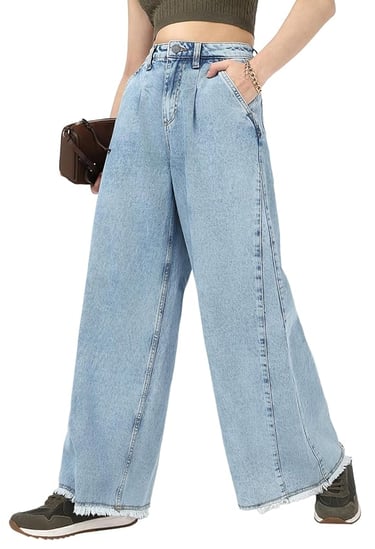 Loose fit blue denim