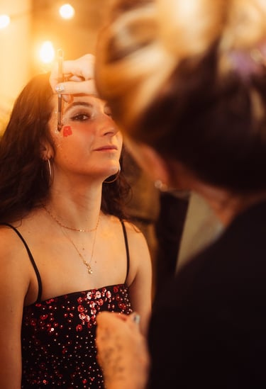 Maquillage durant unesoirée d'entreprise