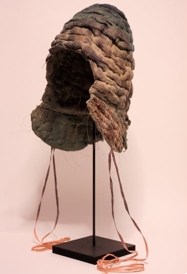 karine-nguyen-van-tham-humus-coiffe-teintures naturelles-crin de cheval-rubans