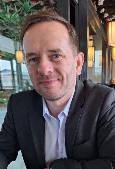 investimentos e poupança na irlanda, broker brasileiro na irlanda, consultor financeiro brasileiro