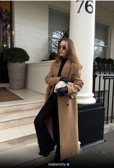 LOOK ELEGANTE COM SOBRETUDO BEGE