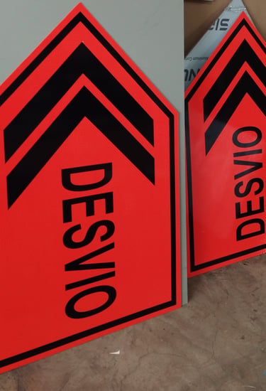 señales en sustrato de aluminio