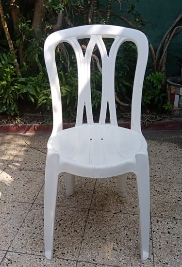 Alquiler de sillas de plastico
