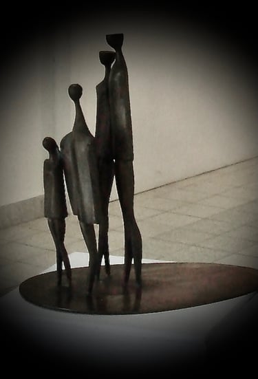  زينب عبد الكريم-تمثال الفنان خالد الرحال مملوك للسفارة العراقية - روما، اتهمت الفنان بمحاولة نسخة، 