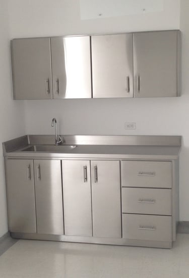 Muebles en acero inoxidable para clinicas y consultorios