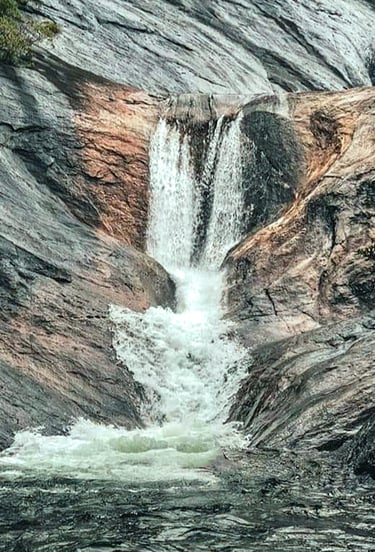 Na Falls