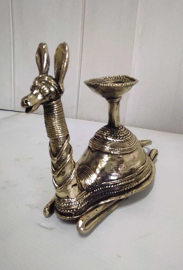 "Handcrafted brass camel with tribal lamp holder on back-Fit for export"