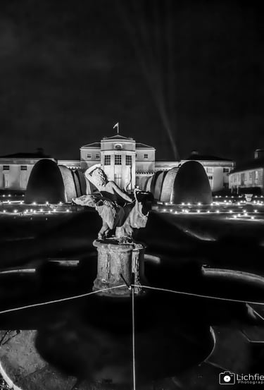 Luminate Shugborough Hall in Black and White