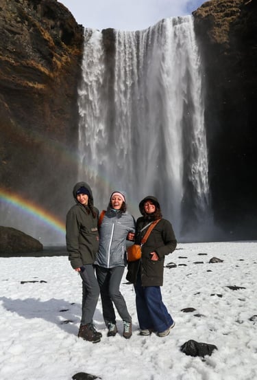 skgafoss-islanda-travel2travel-girls