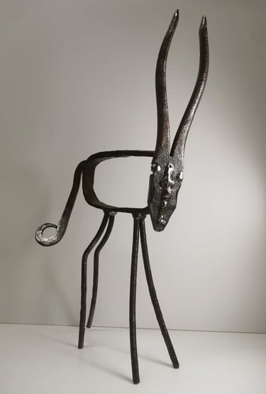 Tenderfoot. Korkeus 29cm. Hinta 125€