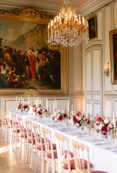 luxury table at chateau de champlatreux