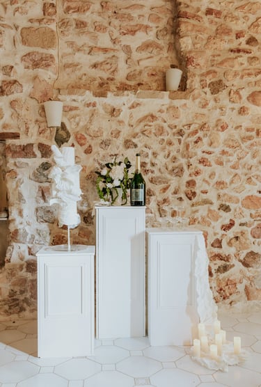 colonnes blanches wedding cake tour de champagne