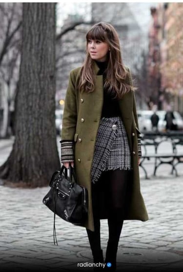 LOOK ELEGANTE COM SOBRETUDO VERDE