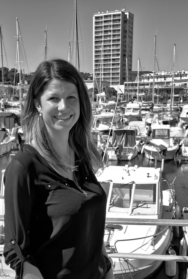 Portrait professionnel Virginie Schneider — agence immobilière Côte Bleue