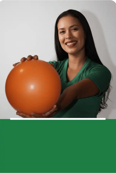 Foto da Fisioterapeuta Larissa Braga Nunes, especialista em Fisioterapia e Reabilitação na Clínica Lanna Moraes.