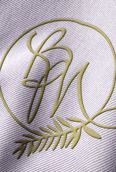 Broderie d'un logo sur un tissu