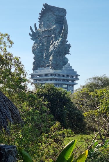 Garuda-Wisnu-Statue in Uluwatu