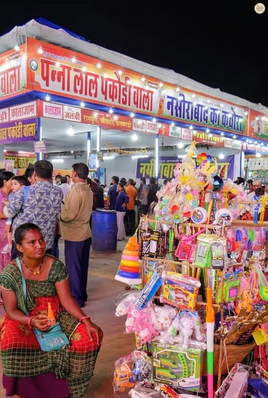 Exterior view of the popular Pannalal Pakoriwala shop at Kota Dussehra Mela.
