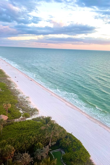 Pink and Aqua Ocean Photo to Download