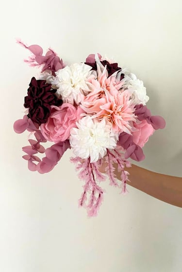 ramo de novia elegante con diferentes texturas