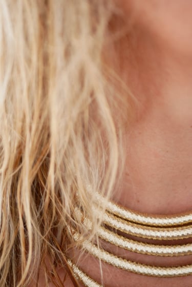 photo produits, photo de bijoux, collier, bijoux en acier inoxydable