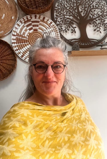 photo de caroline qui se présente aux lecteurs