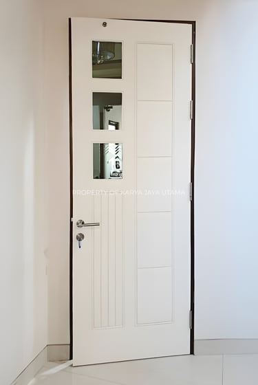 Pintu solid wood panel finishing duco untuk rumah tinggal