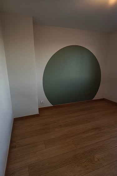 Chambre avec peinture vert