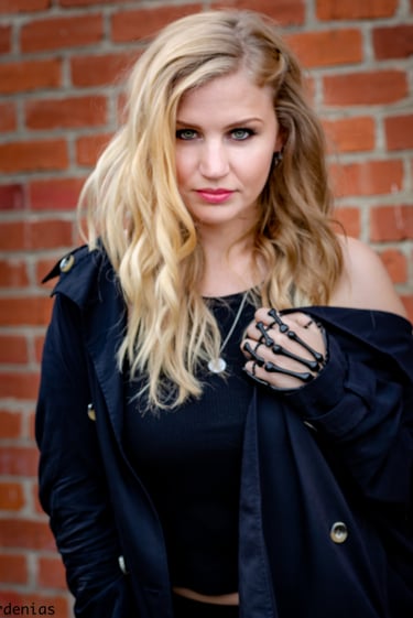 Marisa Dzintars Halloween 