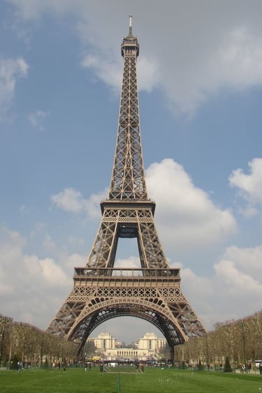 Eiffel Tower, Paris internet pic