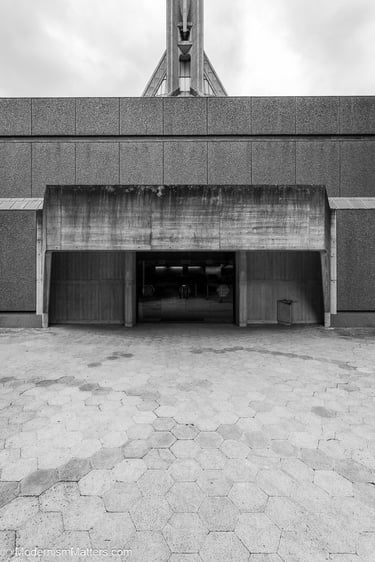 Clifton Cathedral ● Bristol, UK ● Ronald Weeks - Percy Thomas Partnership ● 1970-1973