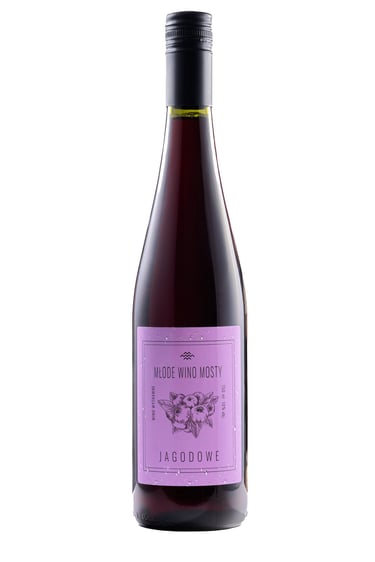 butelka wina jagodowego; wino jagodowe; polskie wino